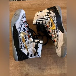 Nike Rare Kobe 9 Elite GS Sneakers